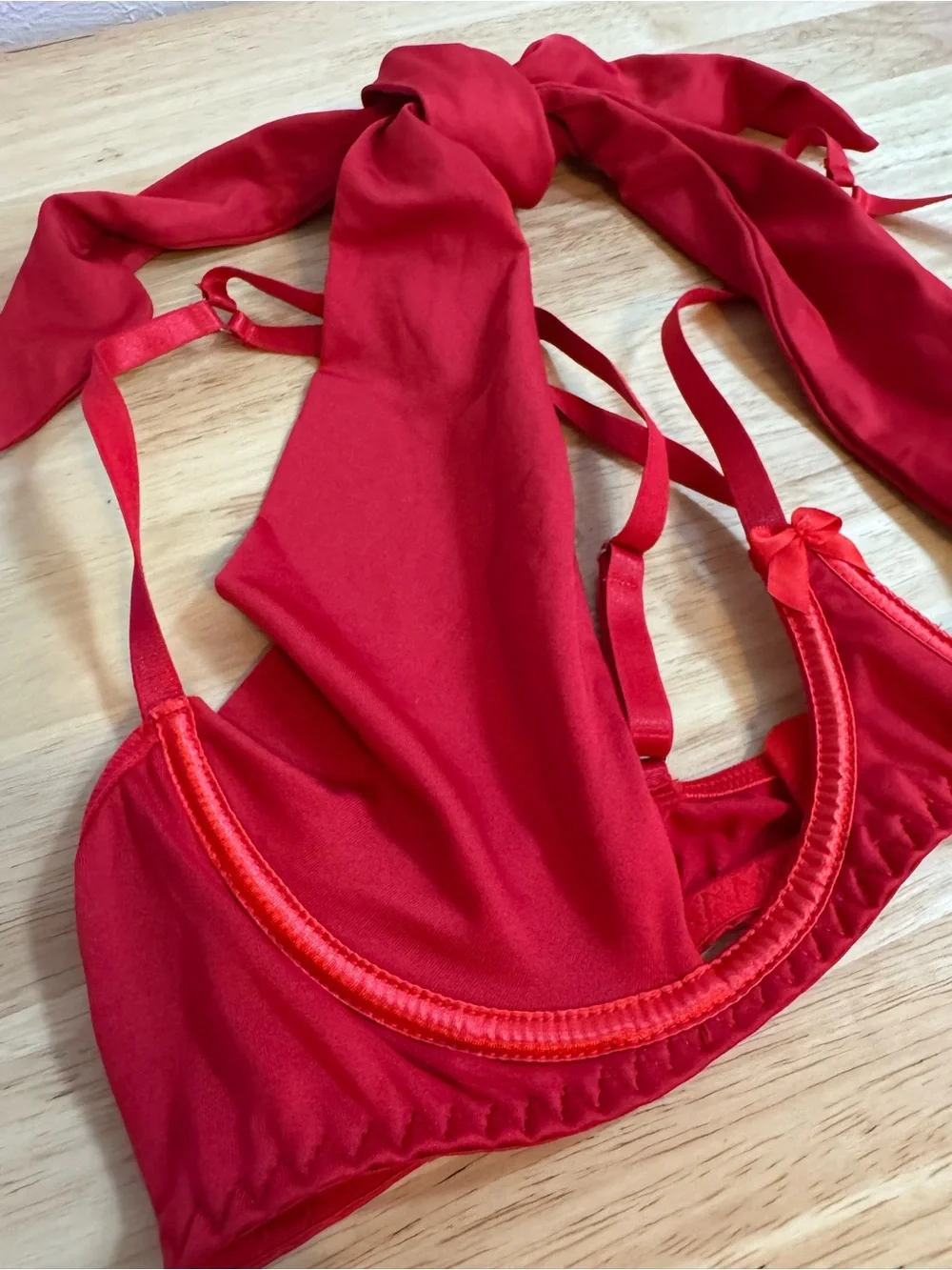 N/A bright red